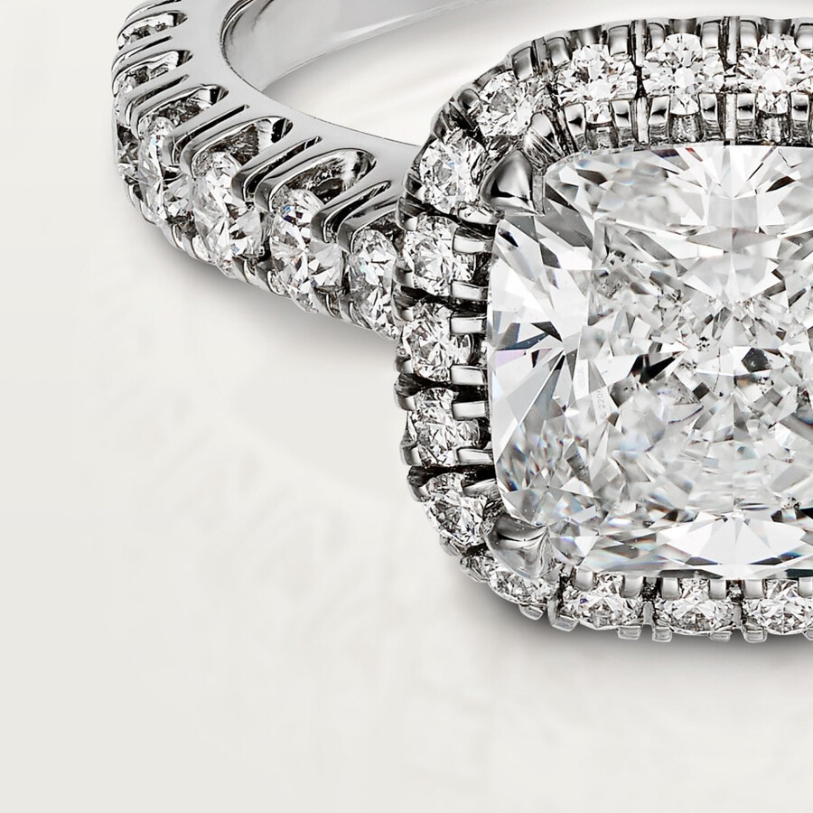 cartier destinée solitär diamant im kissenschliff pavé