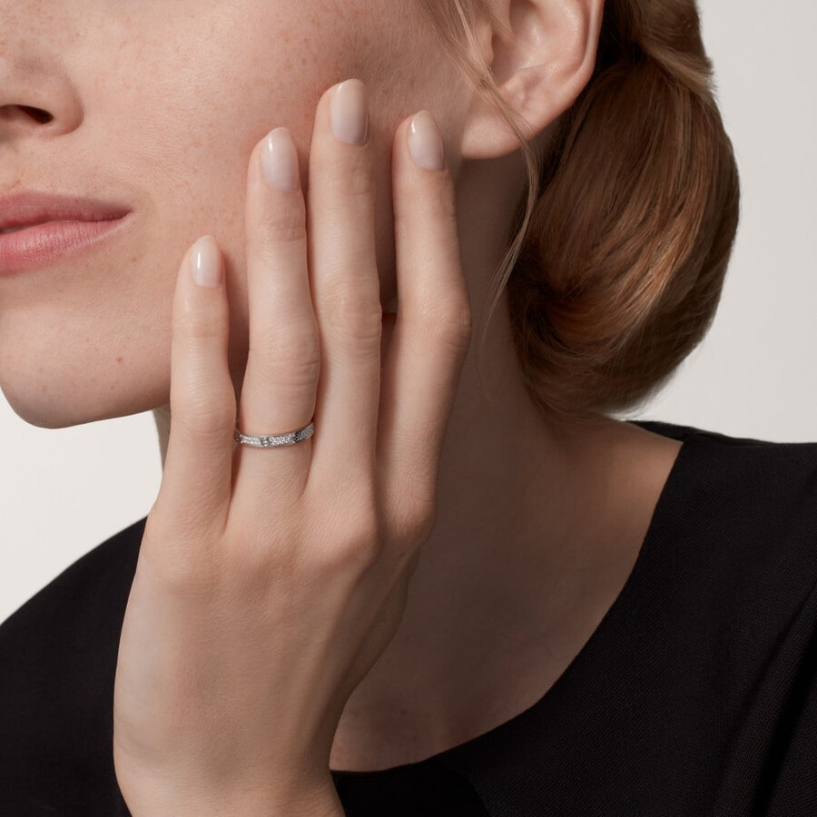 love-ring mini-modell mit strasssteinen besetzt