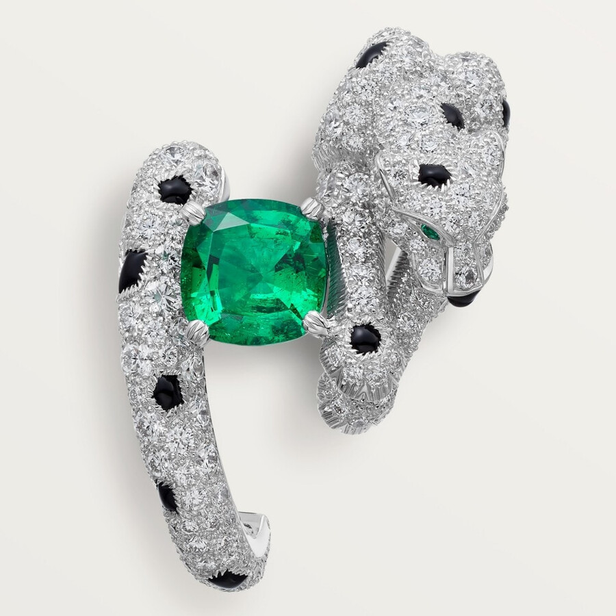 panthère de cartier ohrringe kissenförmiger smaragd pavé