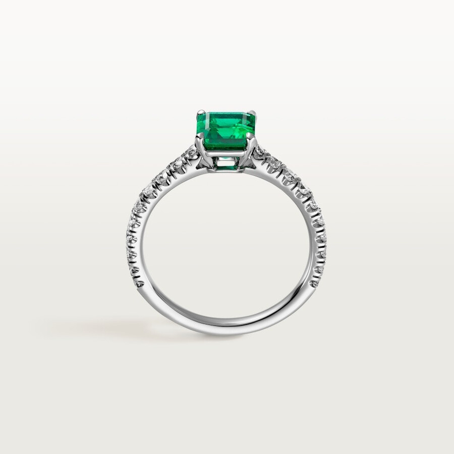 solitärring von 1895 smaragd im smaragdschliff pavé-fassung