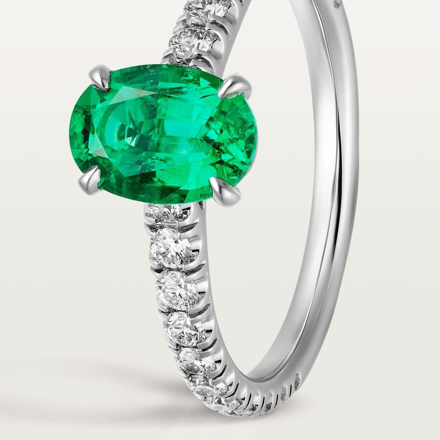 solitärring von 1895 oval geschliffener smaragd pavé-fassung