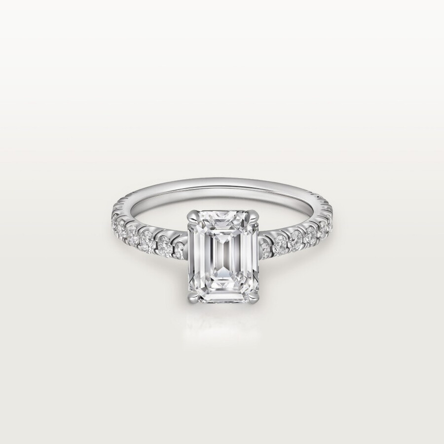 solitärring von 1895 diamant im smaragdschliff pavé-fassung